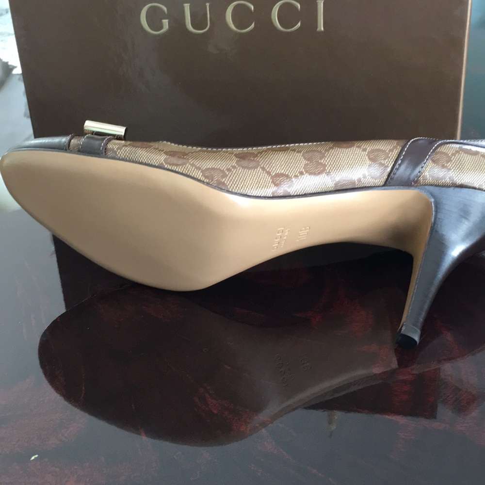 Heels - Picture 5 of 6